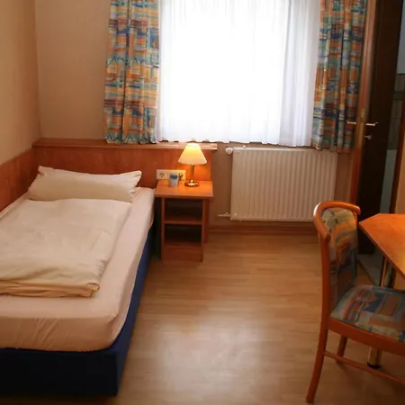 Guest house Schonsitz 2*