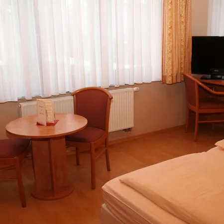 Guest house Schonsitz 2*
